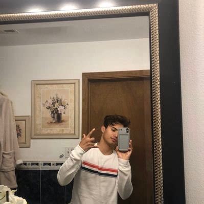 iaaamhunter|Nate Aldrin @natealdrin012 .